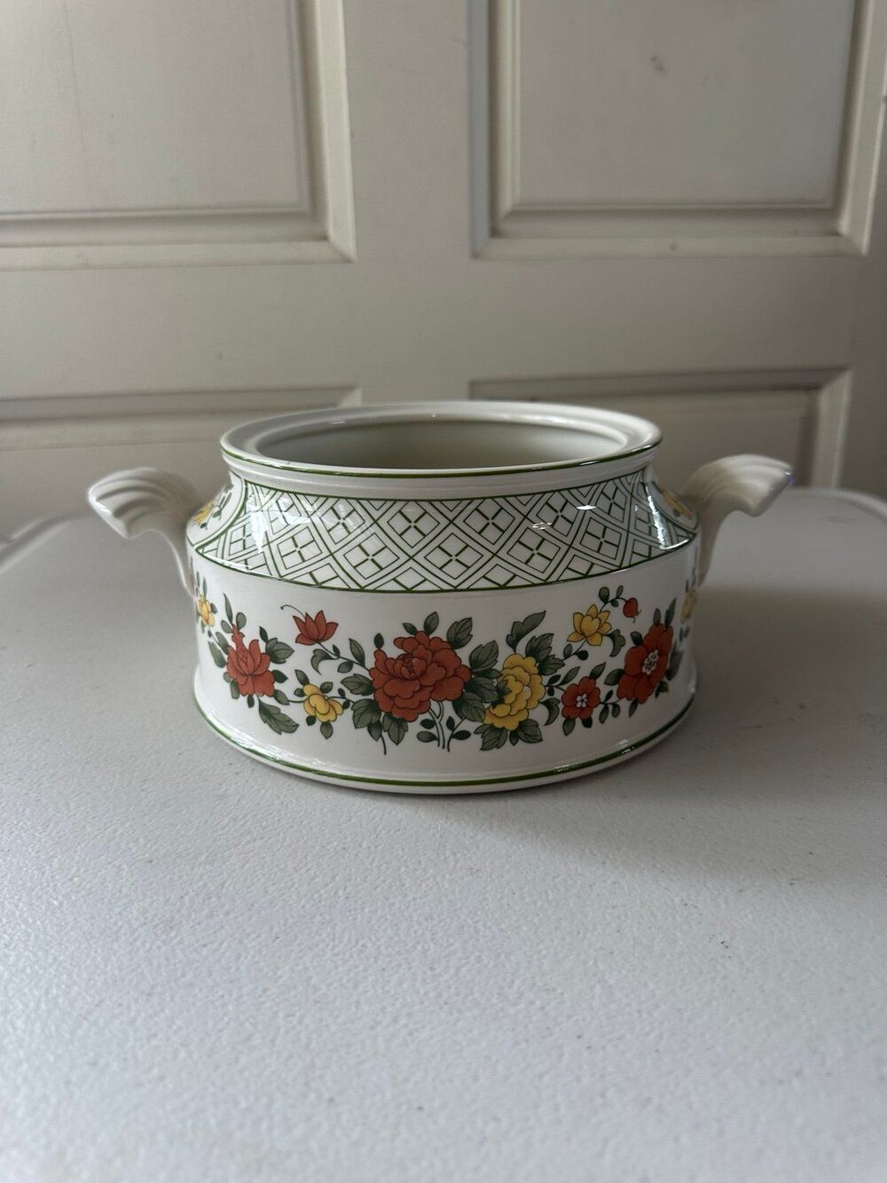 Villeroy & Boch Discontinued Summer Day Replacement Piece Round Vegetable No Lid
